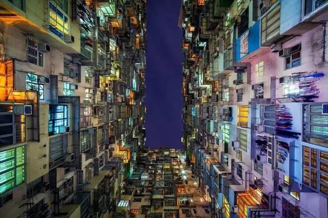 香港卖出120万每平米天价房，创亚洲最高纪录，你怎么看？